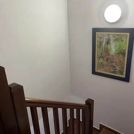 By Estrella Del Norte *